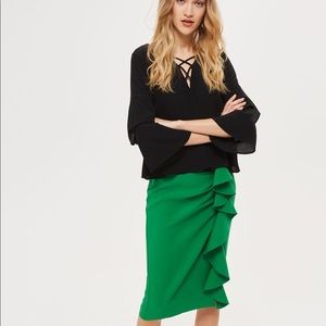 🌟 HP 🌟 NWT Topshop black lattice top.